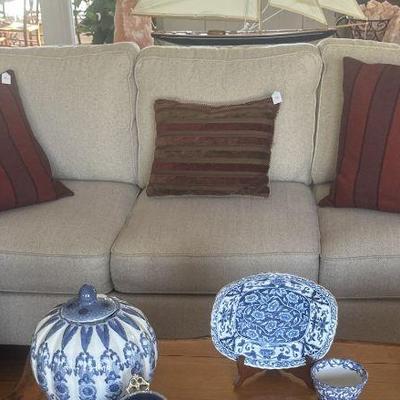 Lazyboy couch