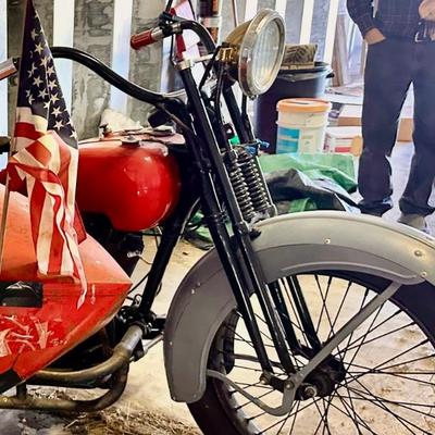 1925 Harley Davidson JD with sidecar  clear texas title
all componets have 1925 serial numbers
is in running & riding condition...