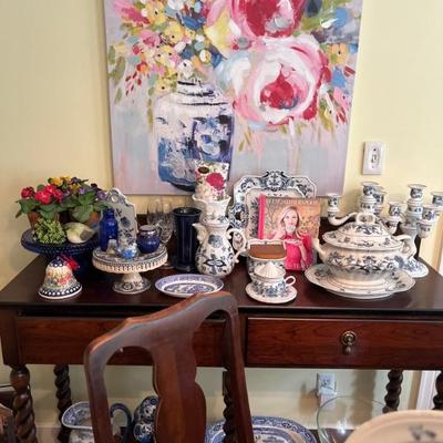 SIDEBOARD WITH DRAWERS