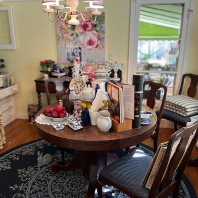 47 ROUND WOOD TABLE