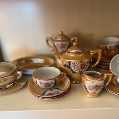 MINATURE TEA SET