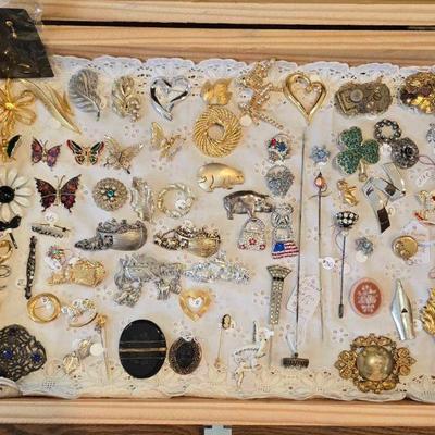 A very small example of the jewelry there will be! 
