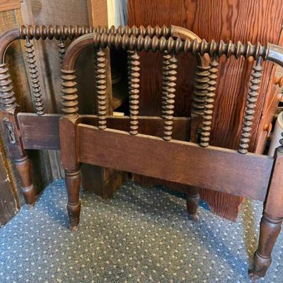 Toddler size Jenny Lind head and footboard