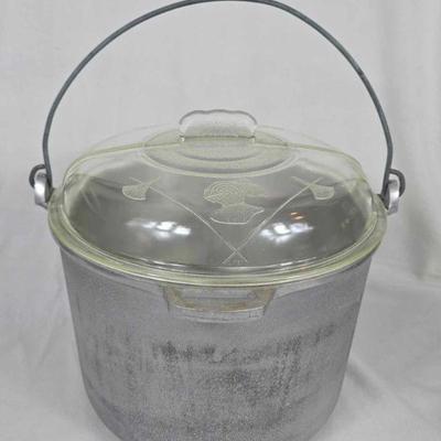 Several pieces of vintage Guardian Ware