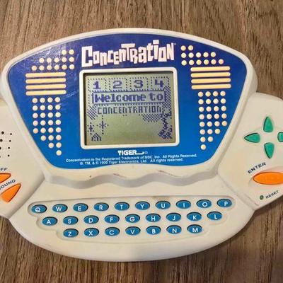 It works! Vintage electronic Concentration game
