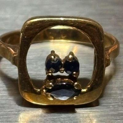 14k gold sapphire ring