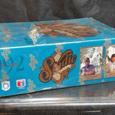 Leaf 1992 mlb studio sealed box