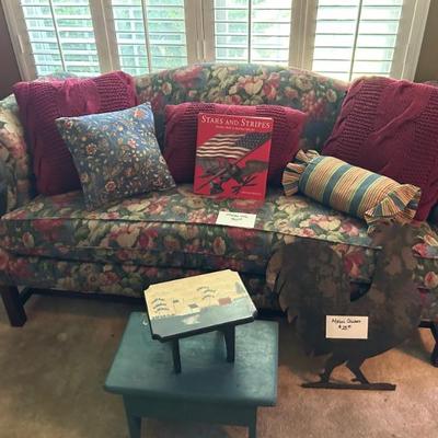 Blue bench is sold!