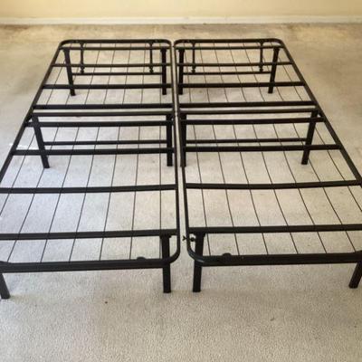 Queen Mattress Stand