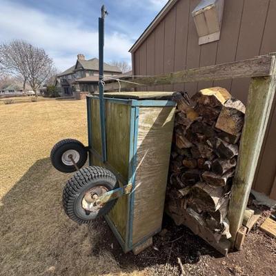 wood trailer