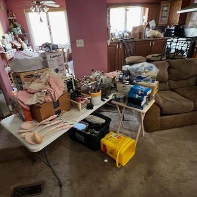 Estate sale photo