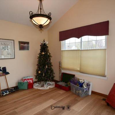 139 dining room