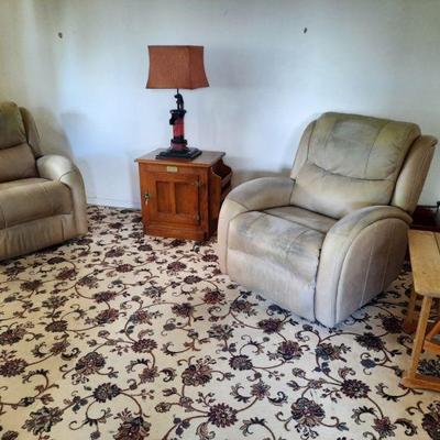 Electric leather recliners