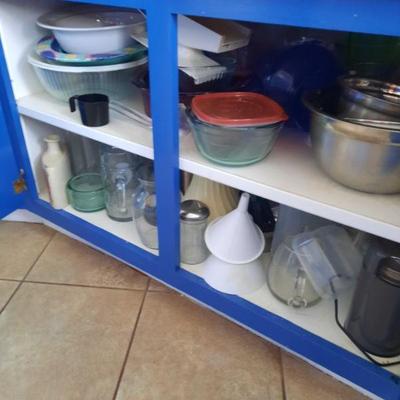 More kitchenware