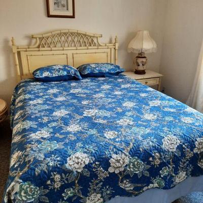 2 piece bedroom set, mattress not included