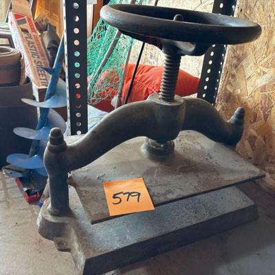 Estate sale photo