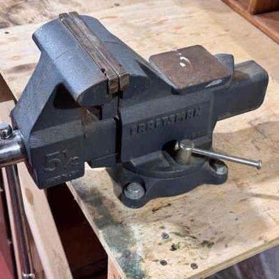 Craftsman 5 1/2" Bench Vise
