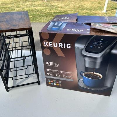 Keurig in Original Box with Manual & Pods Holder
