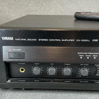 YAHAMA Natural Sound Stereo Control Amplifier Model CX-1000U With Remote Control