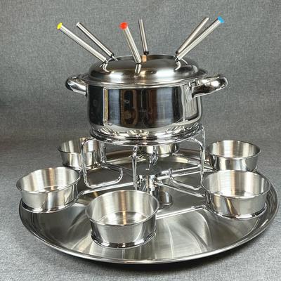 16 Piece Fondue Set- NIB