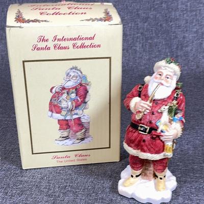US Santa Claus From International Santa Claus Collection
