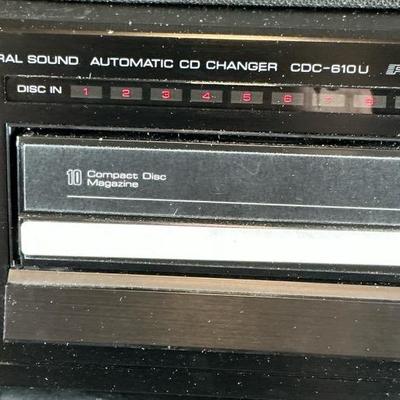 YAMAHA Natural Sound Automatic CD Changer Midel CDC-610