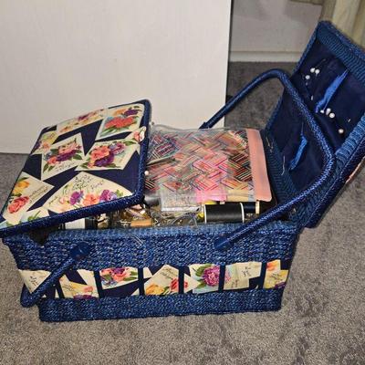 Sewing basket