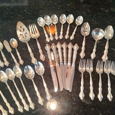 International deep silver deposit flatware