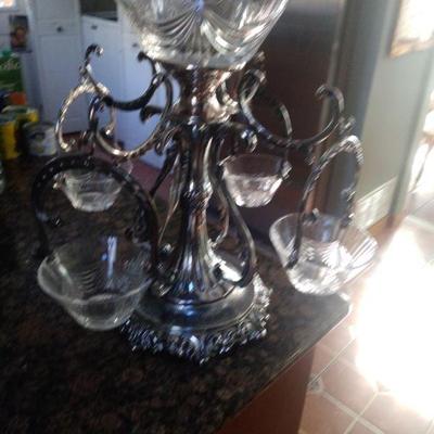 Large vinctorian swivel silver quadruple plate epergne