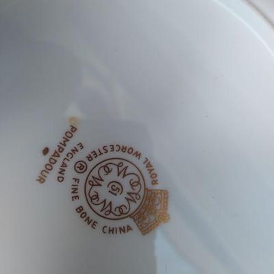 Royal doulton china plus compleater