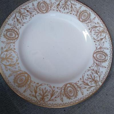 Royal daulton china pompador dinnerware china set