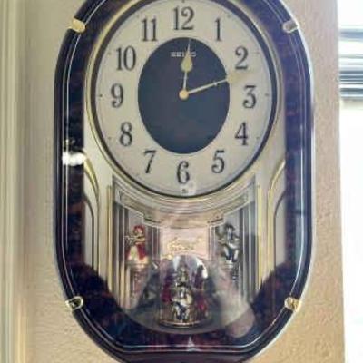 https://ctbids.com/estate-sale/34797/item/3909315/Seiko-Melodies-in-Motion-Wall-Clock