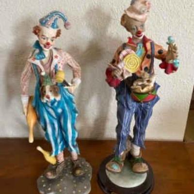 https://ctbids.com/estate-sale/34797/item/3906535/Large-Clown-Figurines