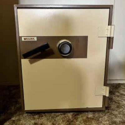 https://ctbids.com/estate-sale/34797/item/3906378/18x22x19-Melon-Fure-Resistsnt-Safe