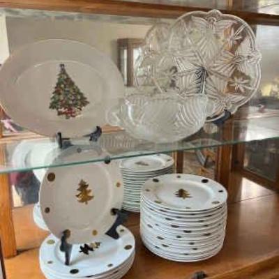 https://ctbids.com/estate-sale/34797/item/3908480/Christmas-Time