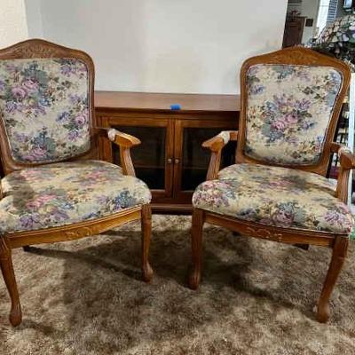 https://ctbids.com/estate-sale/34797/item/3906538/Beautiful-Wood-Upholstered-Armchairs