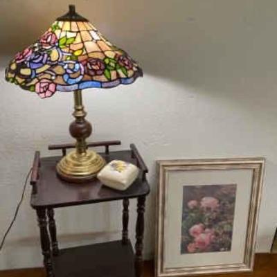 https://ctbids.com/estate-sale/34797/item/3906568/Tiffany-Style-Lamp-Side-Table-Rose-Wall-Art-Trinket-Dish