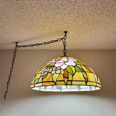 https://ctbids.com/estate-sale/34797/item/3906375/Tiffany-Style-Hanging-Lamp