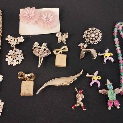 JP014 - Character Spring Vintage Costume Lot