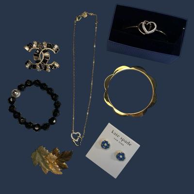 CGJ102 - Costume Jewelry Group 3