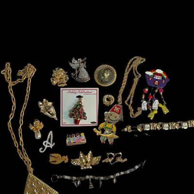 CGJ104 - Costume Jewelry Group 4