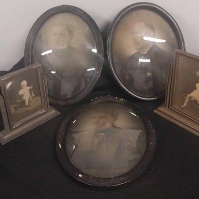 DS017 - Antique Photographs