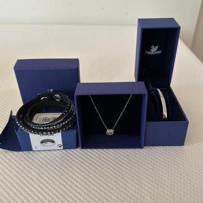 Swarovski Jewelry Set - Necklace, Bracelet & Wrap Bracelet