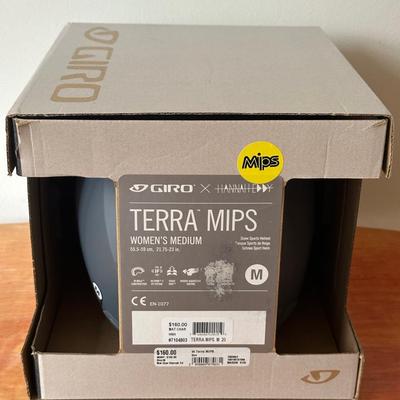 Giro Terra MIPS Women's Snow Helmet – Brand New, Size Medium