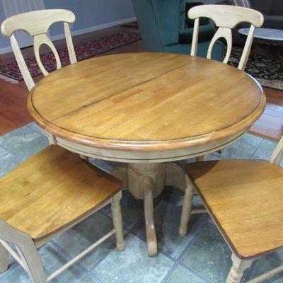 Kitchen table with 4 chairs