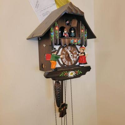 black forest cuckoo clock