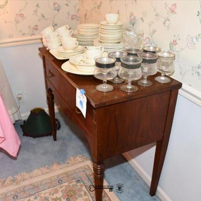 040 dining room