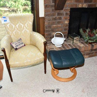 319 family room