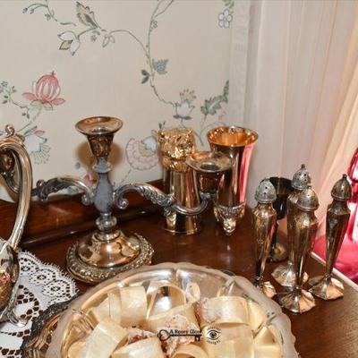 092 dining room