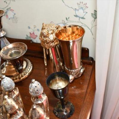 096 dining room